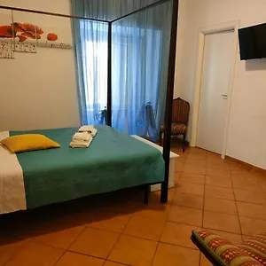 Vittorio Ll House Πανσιόν